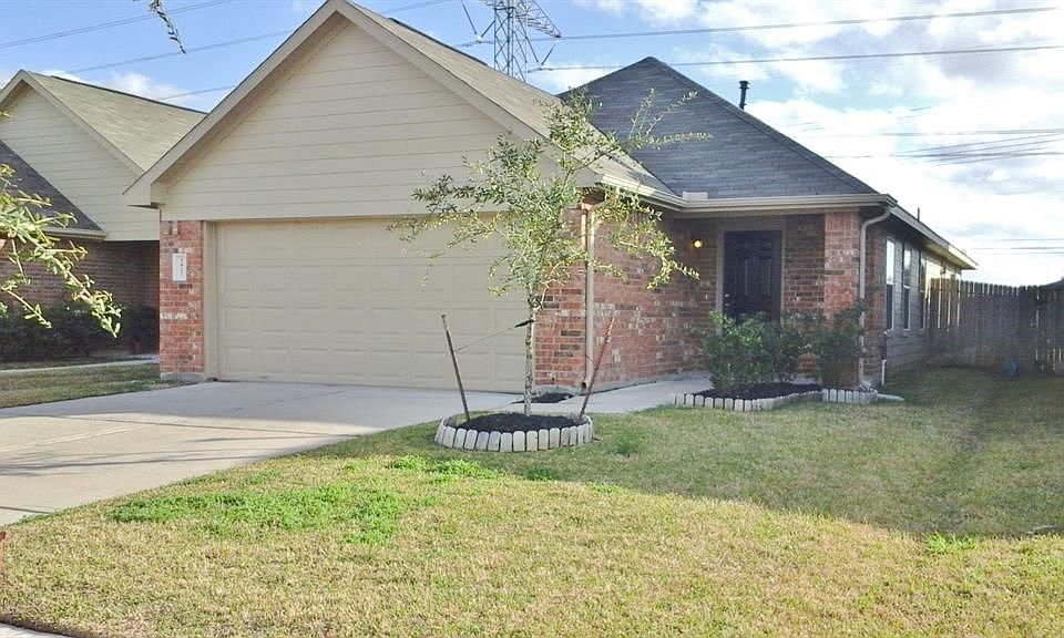 1st image of 5827 Post Oak Manor Dr