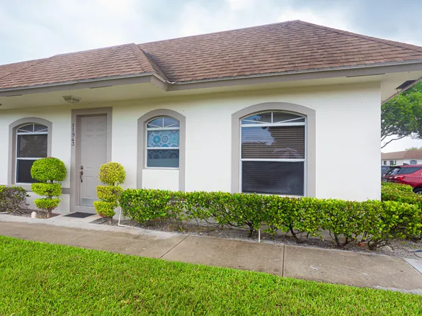 11943 Sturbridge Lane, Wellington, FL 33414