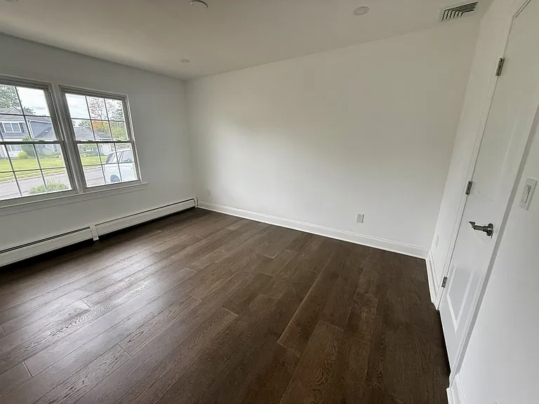 71 Tiffany Dr — Photo 7