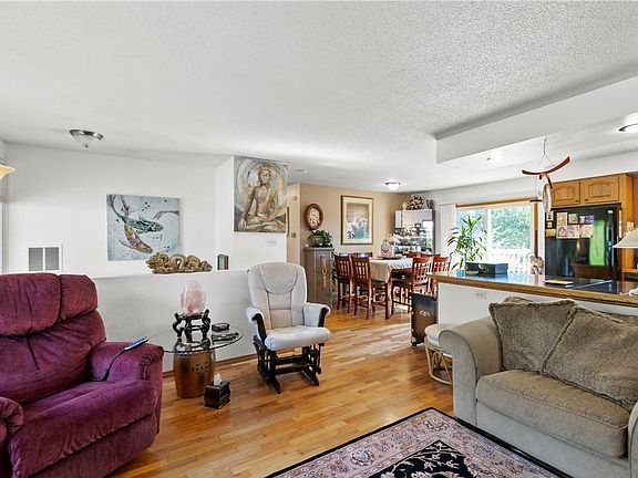 4th image of 1319 Berkeley Ave