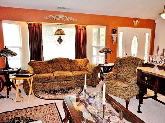 2nd image of 195 Harbor View Dr