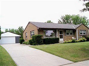 2nd image of 7105 W Kinnickinnic River Pkwy