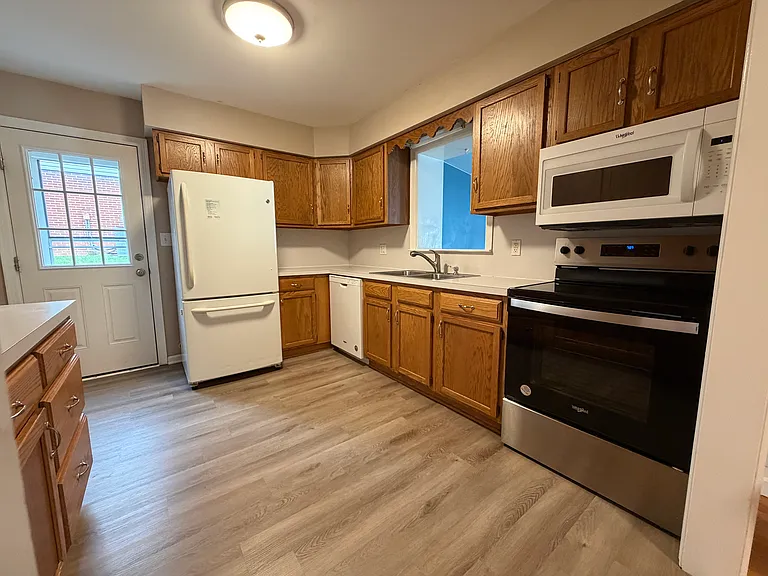 4538 Vest Dr — Photo 11