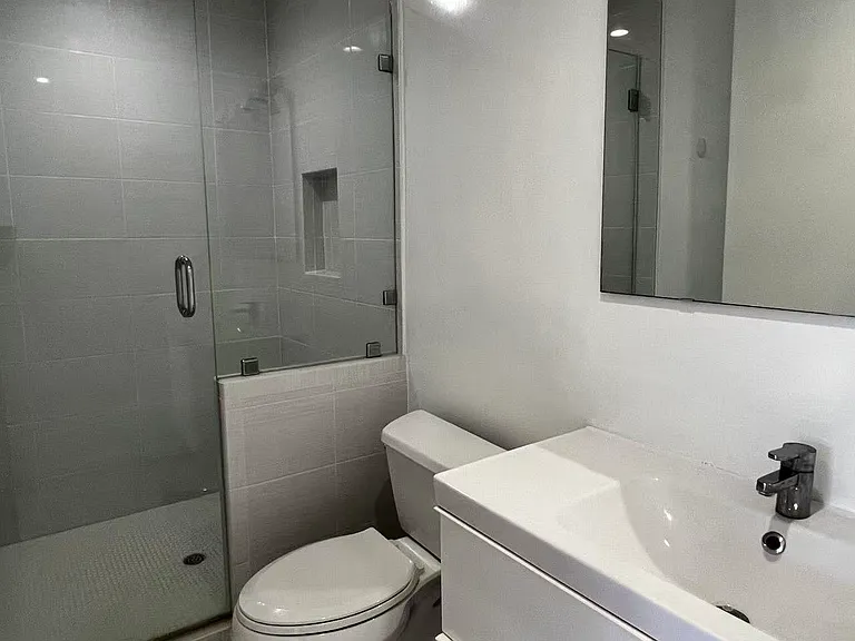 147 N Michigan Ave #4 — Photo 12