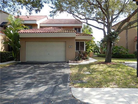 2nd image of 600 N University Dr