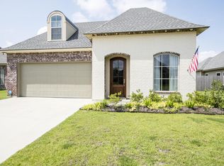 214 Capstone Xing, Lafayette, LA 70506