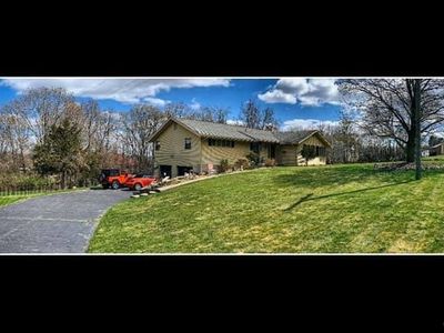 75 Round Hill Road, New Britain, CT, 06052