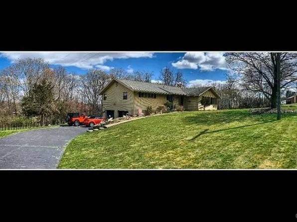 75 Round Hill Road, New Britain, CT 06052