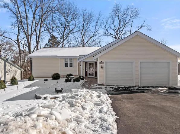 114 Edward Dr, Eureka, MO 63025