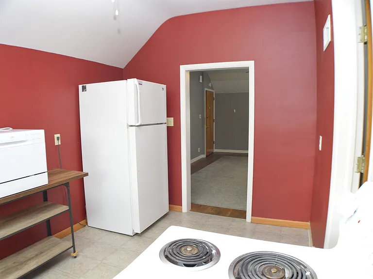 334 W 5th St #2 — Photo 13