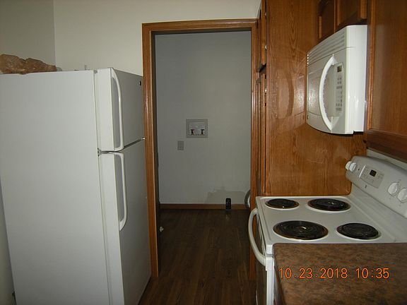 4th image of 8047 E Chandler Ave