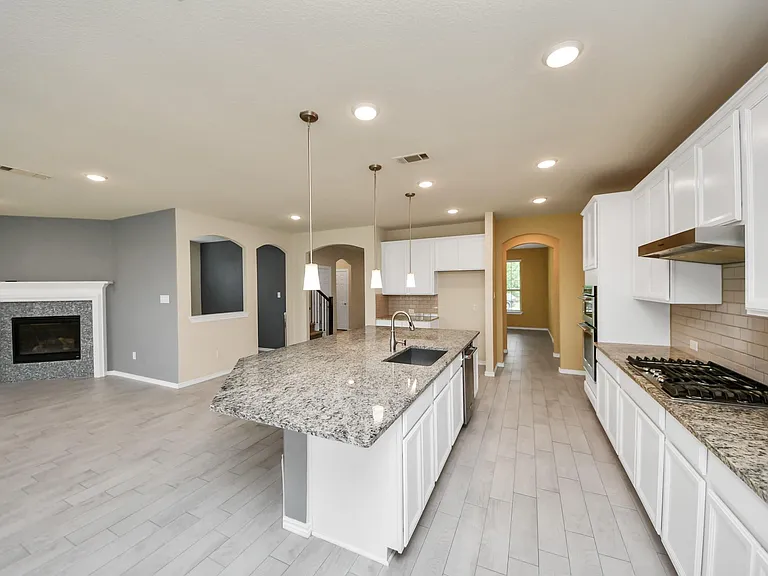 28215 Shorecrest Ln — Photo 13