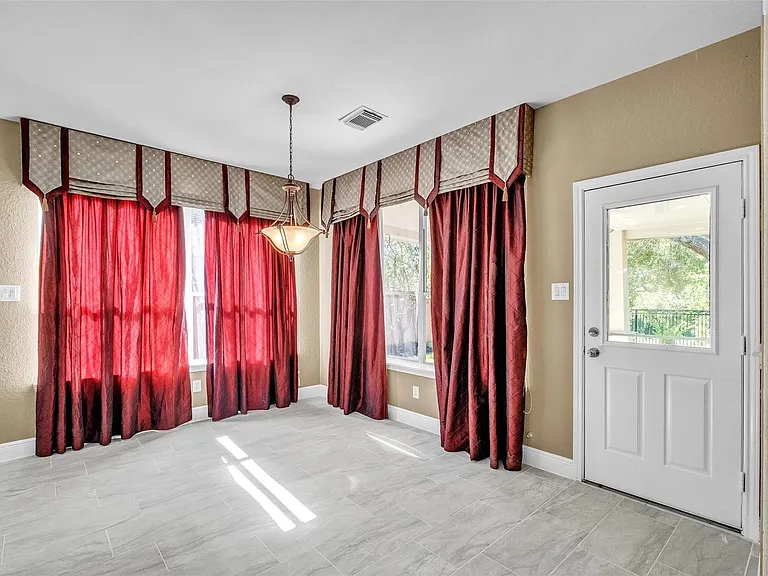 5303 Riverstone Crossing Dr — Photo 13