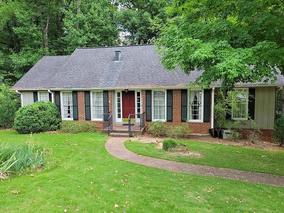 1st image of 717 Kendall Dr