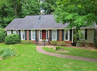 717 Kendall Dr, Vestavia, AL 35226