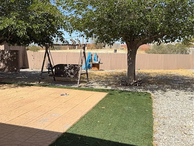18602 Cocqui Rd — Photo 3