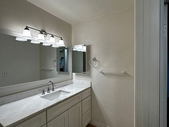 4th image of 18661 Libra Cir APT 2
