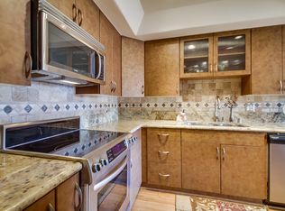 2352 Altisma Way UNIT 6, Carlsbad, CA 92009