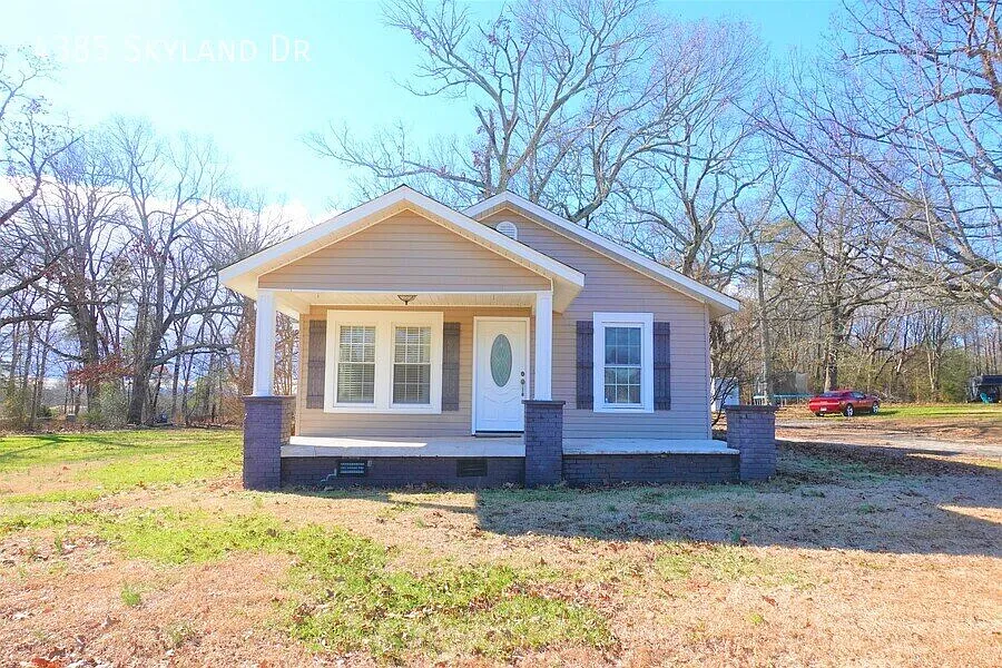 4385 Skyland Dr