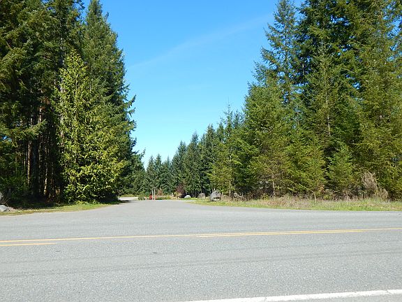 Entrance to Sunset Acres 2