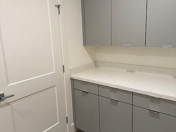 4th image of 3578 Rambla Pl #419
