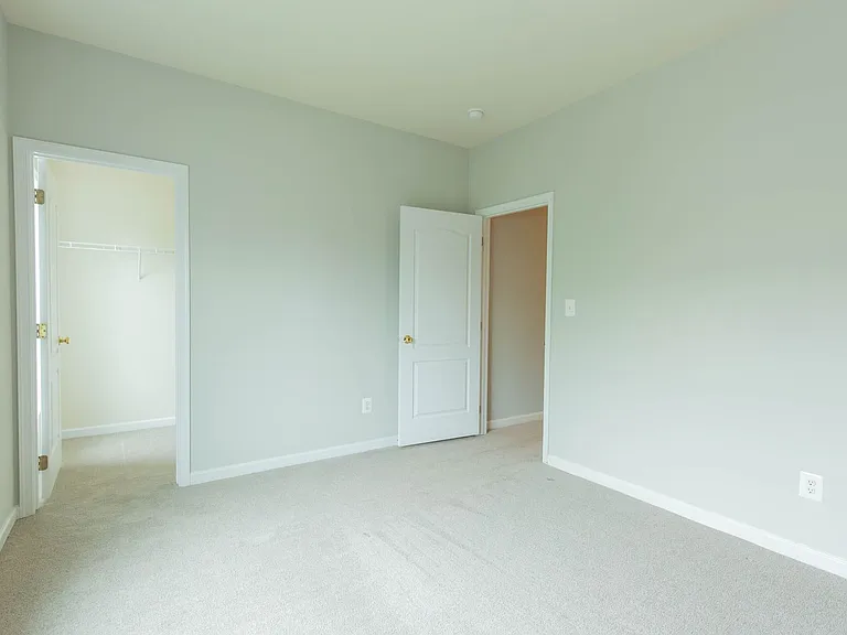 305 Lewisburg Ln — Photo 13