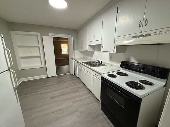 4th image of 208 S Anderson St #B
