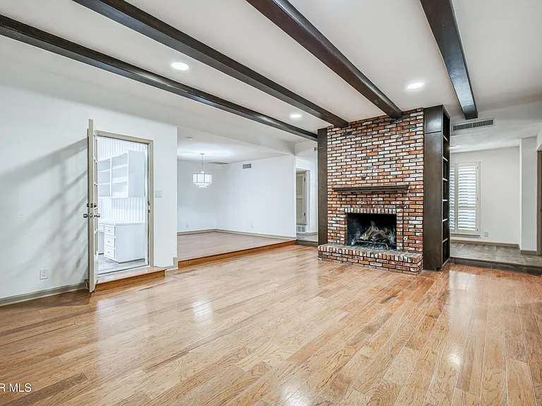 4945 Vista Grande Cir — Photo 35
