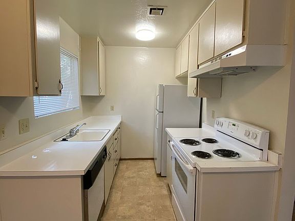 2nd image of 2030 20th Ave #2040-11