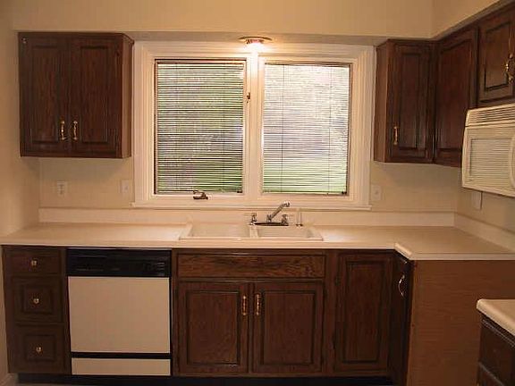 2nd image of 9731 N Revere Way