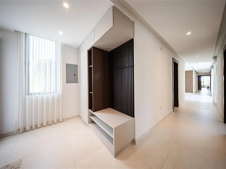 1 Corredor Miralago #908 — Photo 67