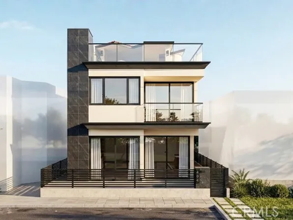 404 Clubhouse Ave, Newport Beach, CA 92663