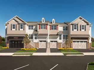 12 Fisher Ct, Cranbury, NJ 08512