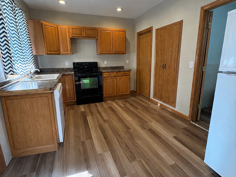 1st image of 1510 9th Ave #1