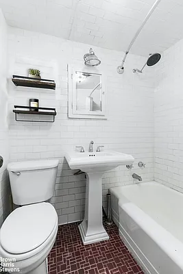 Rented by Brown Harris Stevens | media 19