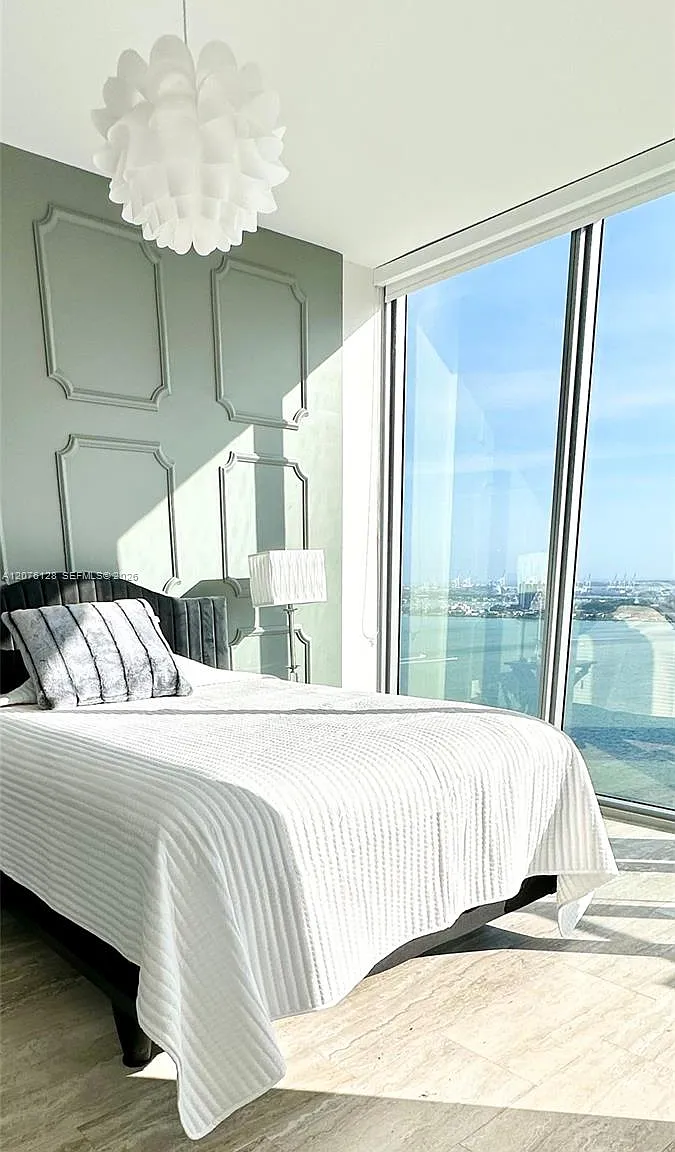 Biscayne Beach Condo — Photo 3