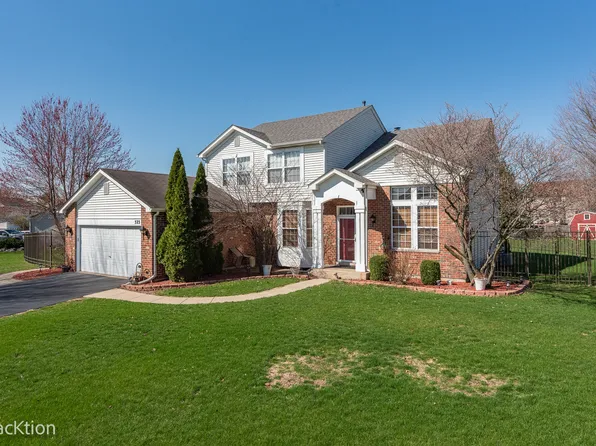 323 Mallard Ln, Sugar Grove, IL 60554