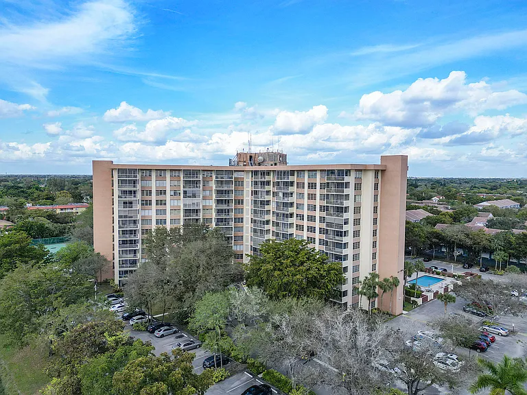 10777 W Sample Rd #918 — Photo 9