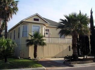 1301 Avenue M #A, Galveston, TX 77550