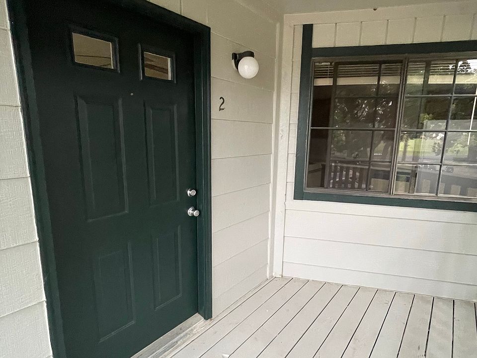 1st image of 299 Billie Dr APT 2