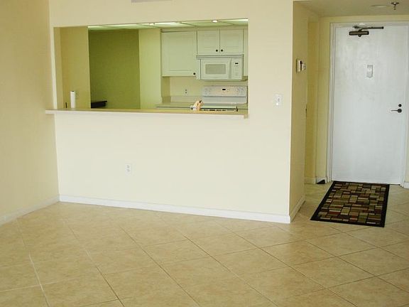 4th image of 5047 N A1a APT 205