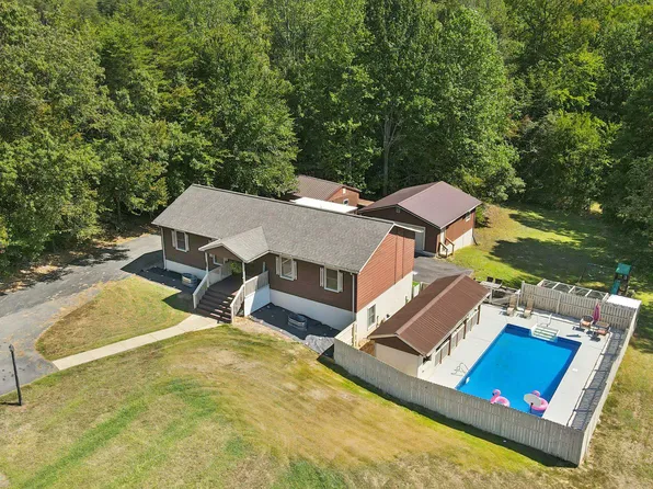 101 Ramoth Church Rd, Stafford, VA 22554