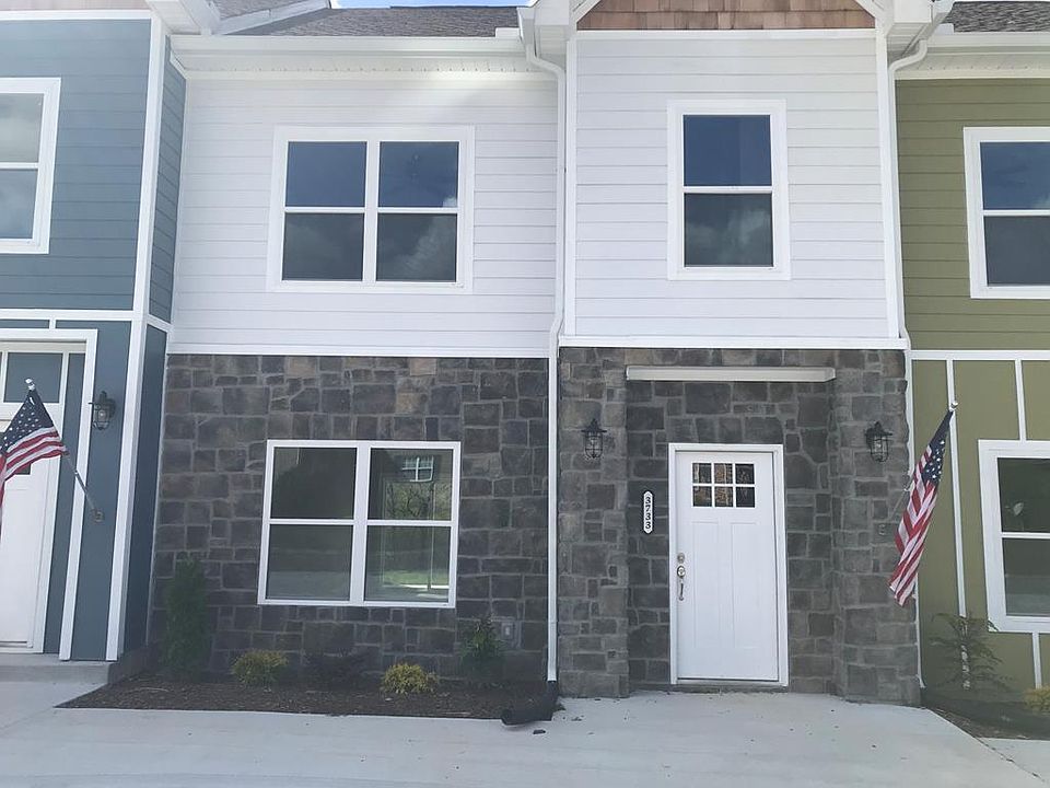 1st image of 3733 Keri Ln NE