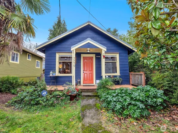 7779 10th Avenue SW, Seattle, WA 98106