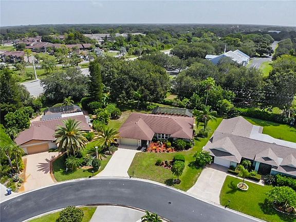 3rd image of 1605 E Cypress Point Dr