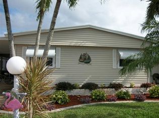 17601 Peppard Dr, Fort Myers Beach, FL 33931
