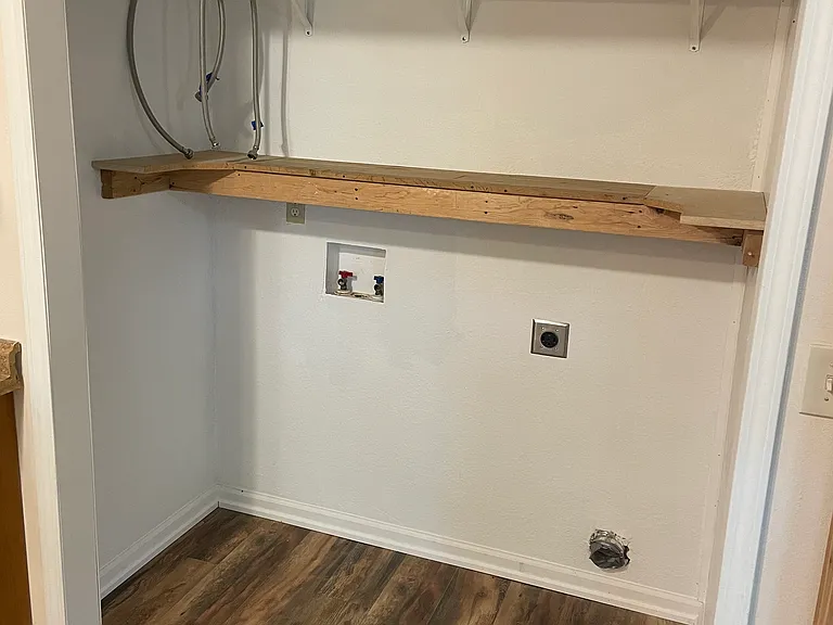 115 Broadway St #A — Photo 12