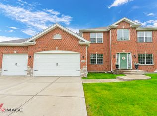 16628 W McKenzie Ave, Lockport, IL 60441