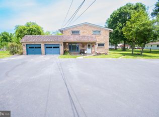 1029 Snyder Rd, Lansdale, PA 19446