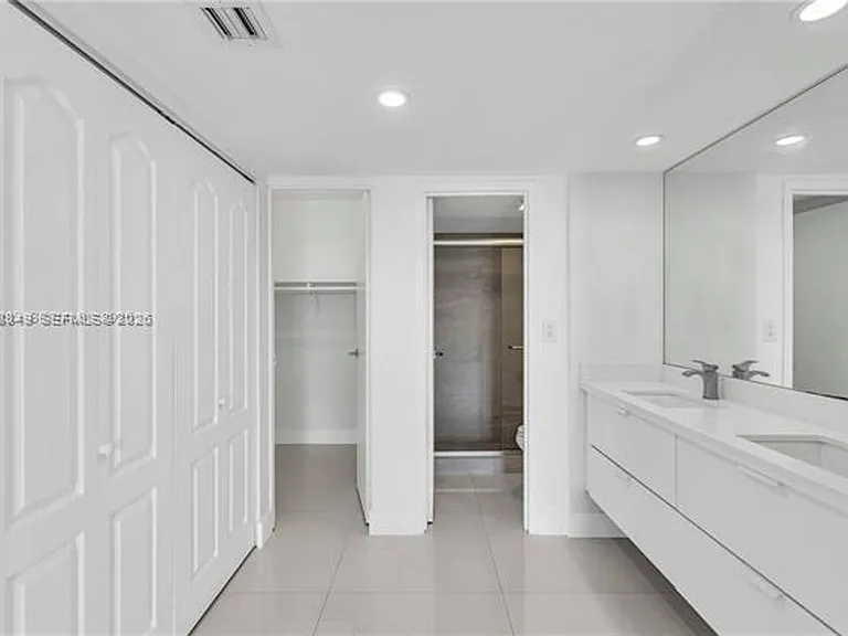 100 Bayview Dr #508 — Photo 14